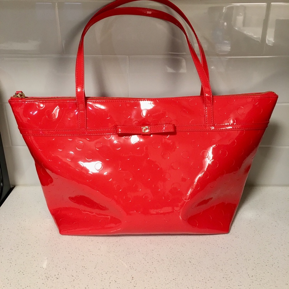 NWOT red Kate Spade bag. Open to negotiation! 😊